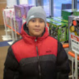 Meet your Posher, Derrick